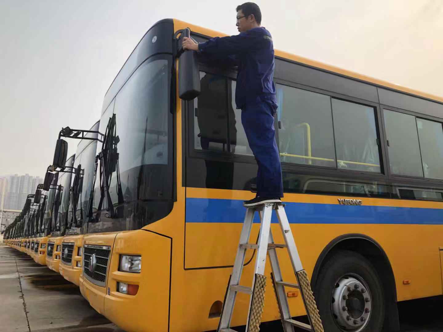 公交集團機務技術事業部積極做好港口車輛服務工作