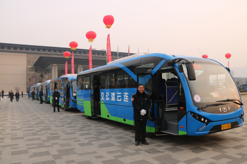 公交集團全力做好“兩會”用車交通運輸保障工作